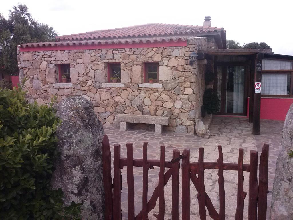 Turismo Rurale L'Agliuledda Vila Sant'Antonio di Gallura Exterior foto