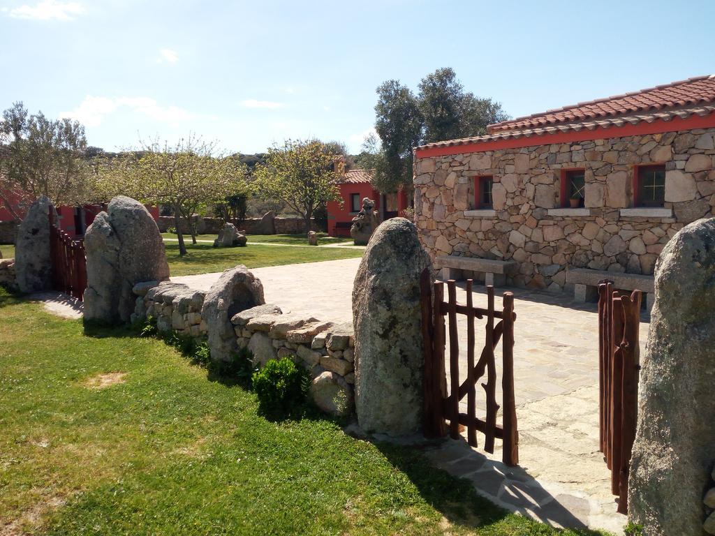 Turismo Rurale L'Agliuledda Vila Sant'Antonio di Gallura Exterior foto
