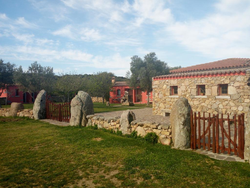 Turismo Rurale L'Agliuledda Vila Sant'Antonio di Gallura Exterior foto